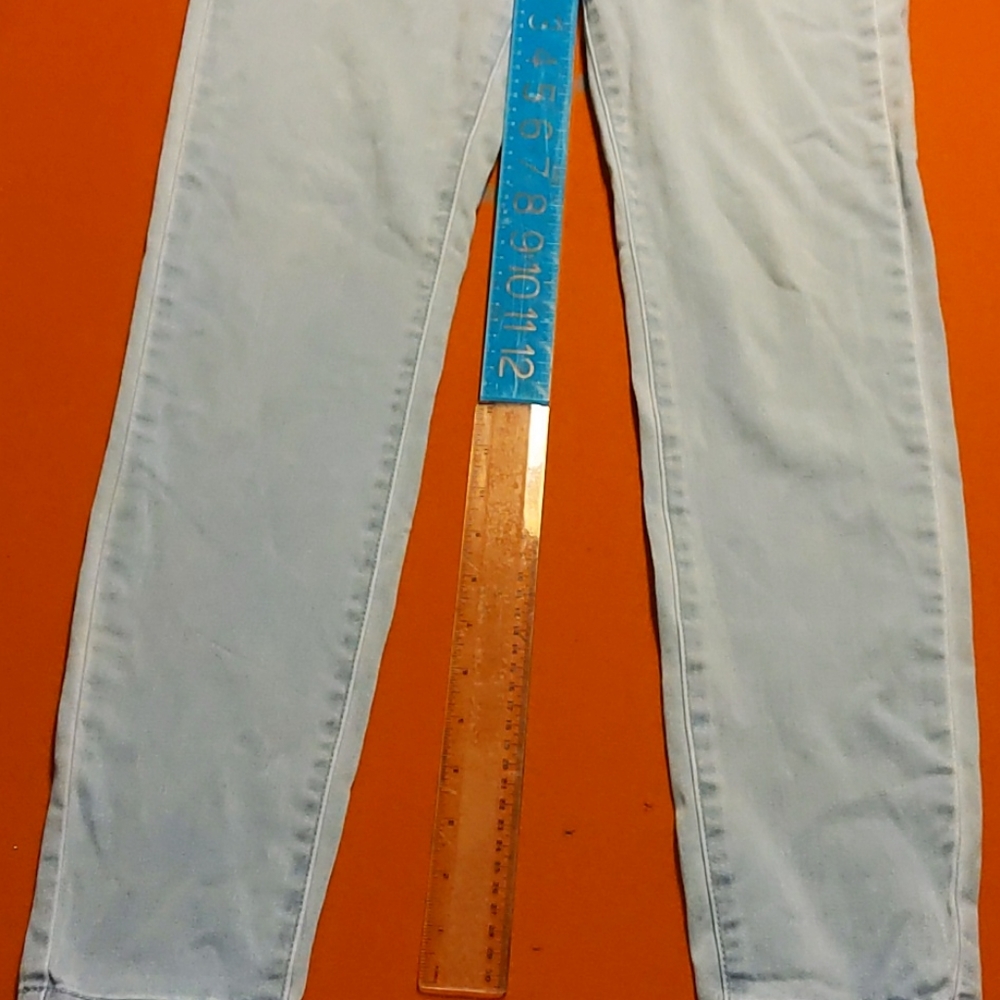 Jeans - Picture 9 of 12